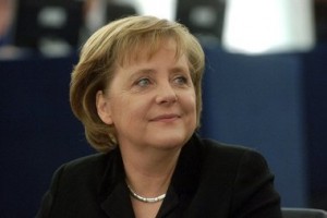 1426661495-merkel-priedet-na-parad-9-maya.jpg.380x253_q85_crop