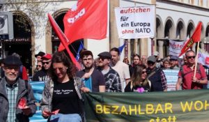Митинг в Германии против действий НАТО (Neue Osnabrücker Zeitung)