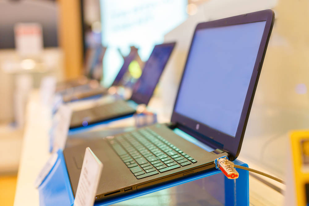 laptops-in-store