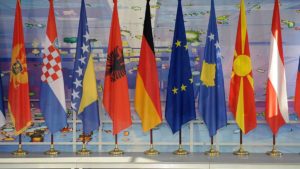 99D2DF26-83AE-4E35-85C4-F3F3635447C8_w1200_r1